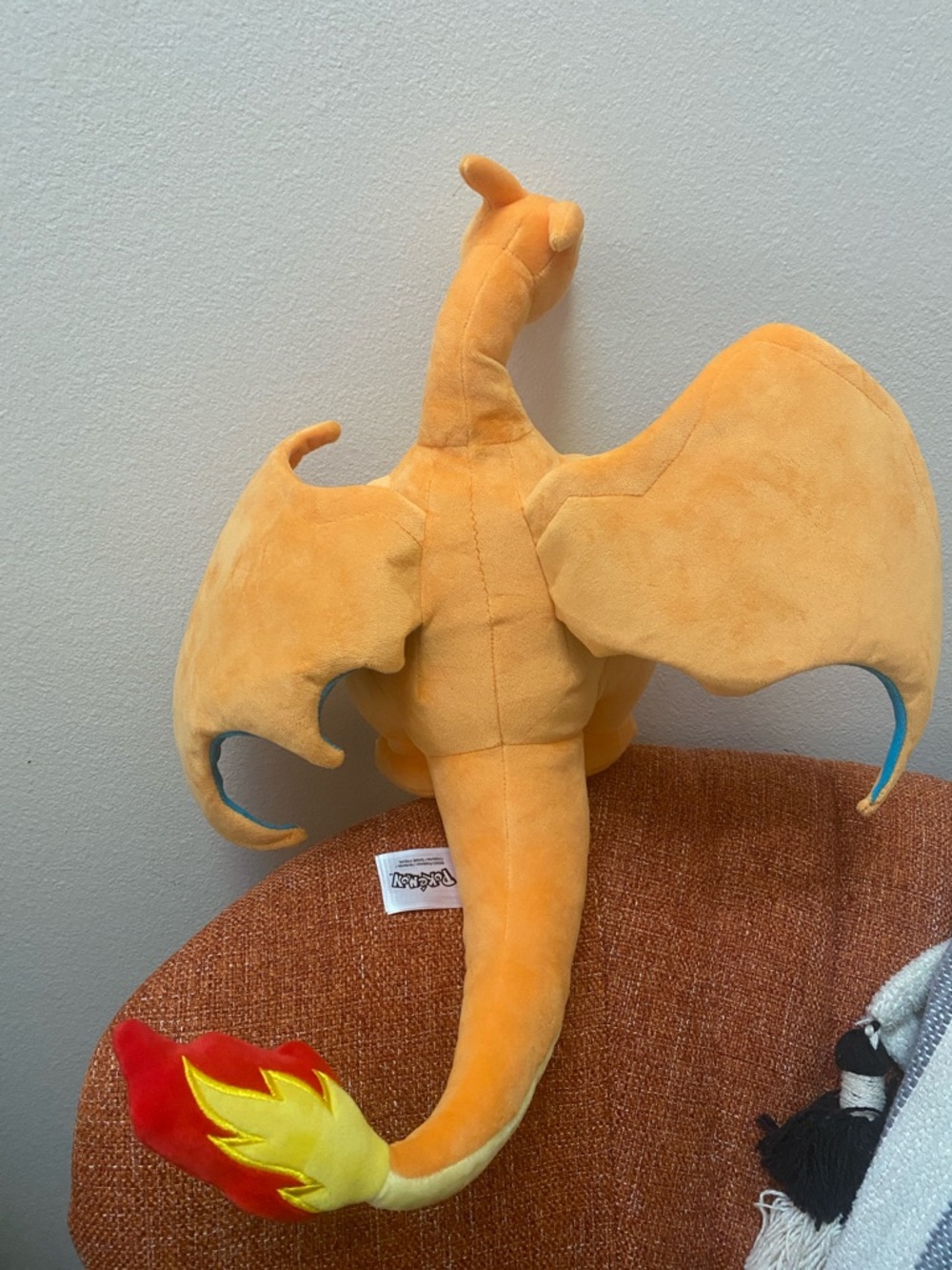 Pokémon Charizard - Picture 3 of 4